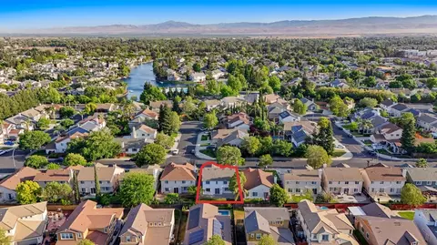 View/Area - 811 Tulare Dr, Tracy, CA 95304 photo 4 of 15