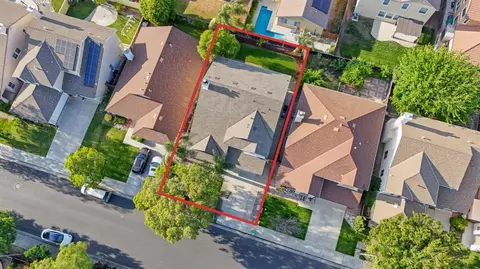 View/Area - 811 Tulare Dr, Tracy, CA 95304 photo 2 of 15