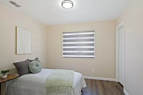 Bedroom - 811 Tulare Dr, Tracy, CA 95304 photo 1 of 4