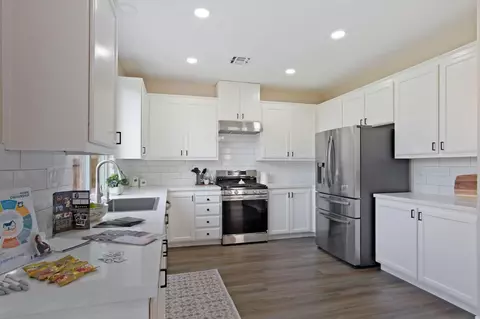 Kitchen - 811 Tulare Dr, Tracy, CA 95304 photo 4 of 4