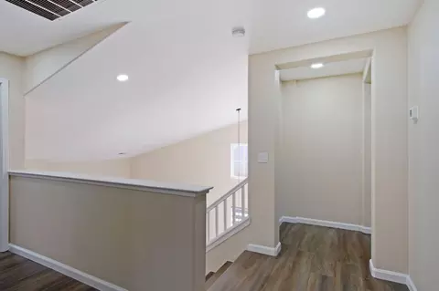Entry Way - 811 Tulare Dr, Tracy, CA 95304 photo 3 of 3