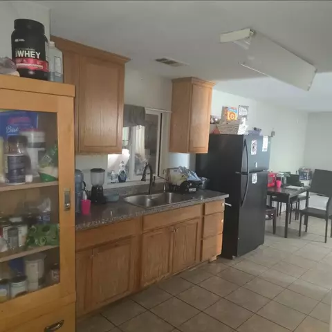 Kitchen - 1112 Lassen Ave, Modesto, CA 95358 photo 1 of 1