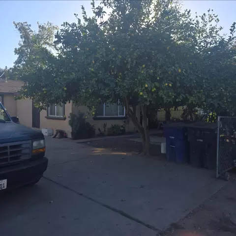 Exterior - 1112 Lassen Ave, Modesto, CA 95358 photo 6 of 7