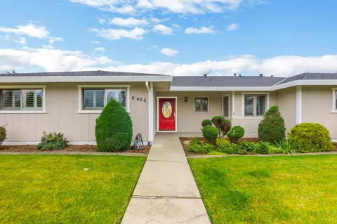 6420 Saint James Dr, Carmichael, CA 95608 photo 1