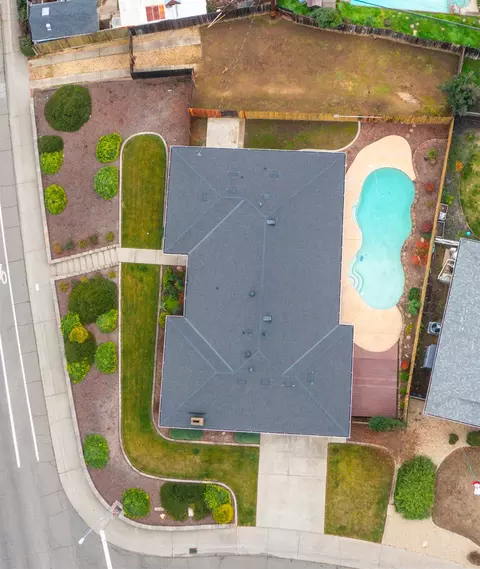 View/Area - 6420 Saint James Dr, Carmichael, CA 95608 photo 1 of 4