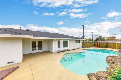 Exterior - 6420 Saint James Dr, Carmichael, CA 95608 photo 1 of 13