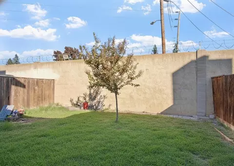 580 Pirinen Ln #E, Modesto, CA 95354 photo 6
