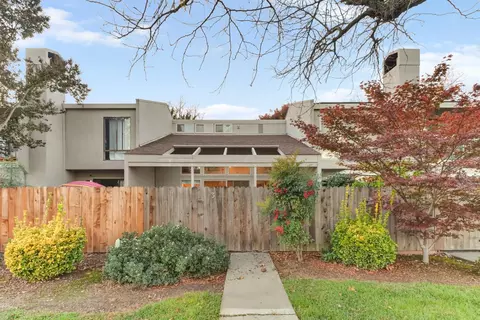 Exterior - 3215 Bermuda Ave #3, Davis, CA 95616 photo 10 of 10