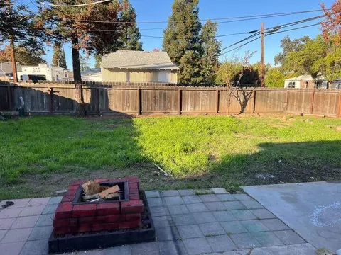2049 Miller Ave, Modesto, CA 95354 photo 18