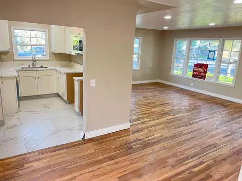 2049 Miller Ave, Modesto, CA 95354 photo 3