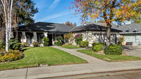 1524 Timberlake Cir, Lodi, CA 95242 photo 2