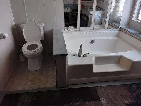 Bath - 3905 Pali Pl #107, Modesto, CA 95355 photo 4 of 8