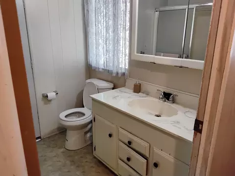 Bath - 3905 Pali Pl #107, Modesto, CA 95355 photo 5 of 8