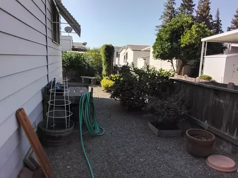 Exterior - 3905 Pali Pl #107, Modesto, CA 95355 photo 9 of 16
