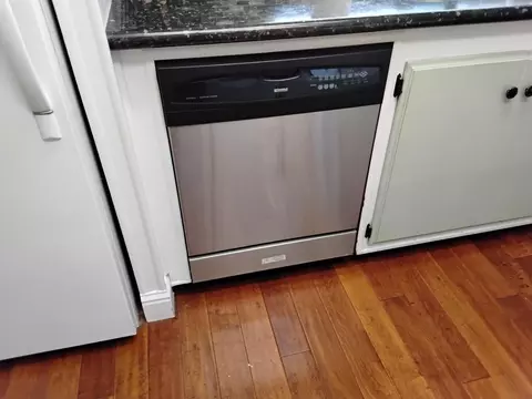 Kitchen - 3905 Pali Pl #107, Modesto, CA 95355 photo 8 of 8