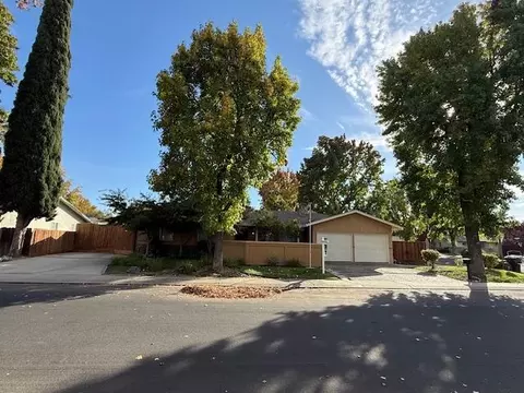 2516 Continental Dr, Modesto, CA 95355 photo 2