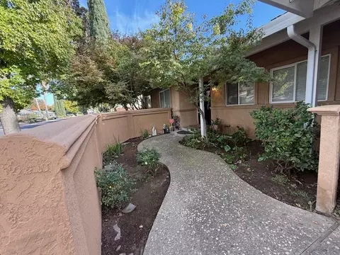 2516 Continental Dr, Modesto, CA 95355 photo 5