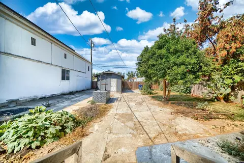 Exterior - 131 5th St, Gustine, CA 95322 photo 6 of 28
