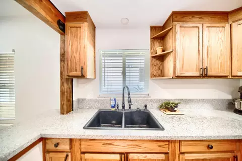 Kitchen - 131 5th St, Gustine, CA 95322 photo 4 of 6
