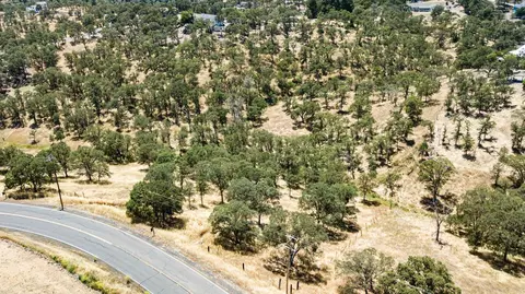 1405 Cheyenne Rd, Copperopolis, CA 95228 photo 2
