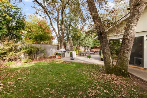 3328 Oak Stream Ct, Carmichael, CA 95608 photo 37