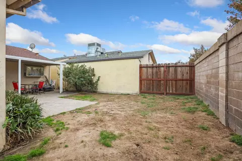 2132 Newbury Cir, Lodi, CA 95240 photo 38