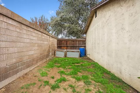 2132 Newbury Cir, Lodi, CA 95240 photo 37