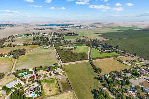 View/Area - 165 Sullivan Dr, Merced, CA 95348 photo 2 of 2