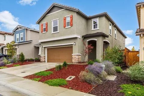 4541 Fallon Dr, Folsom, CA 95630 photo 2