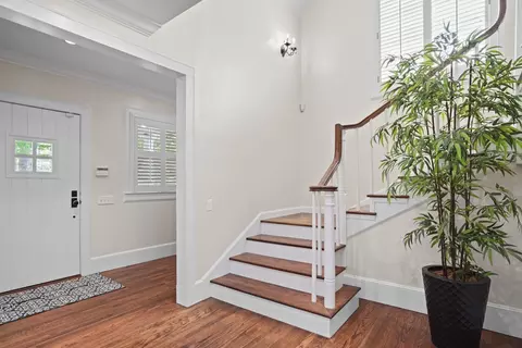 1372 43rd St, Sacramento, CA 95819