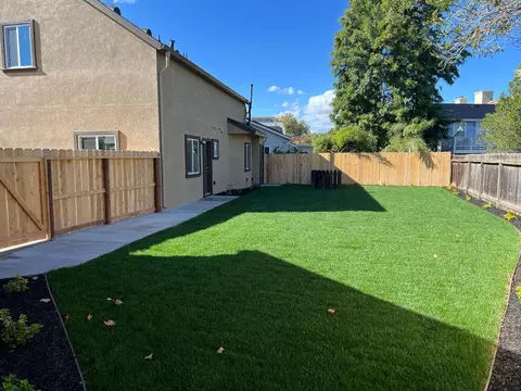 Exterior - 715 Cambridge Ct, Tracy, CA 95377 photo 6 of 7