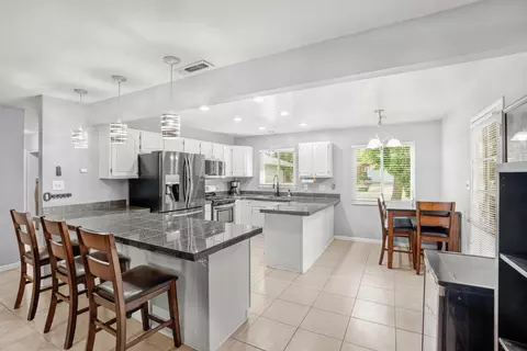 Kitchen - 5621 Sapunor Way, Carmichael, CA 95608 photo 3 of 4