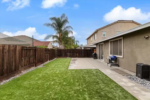 Exterior - 2147 Saffron Dr, Manteca, CA 95337 photo 11 of 11