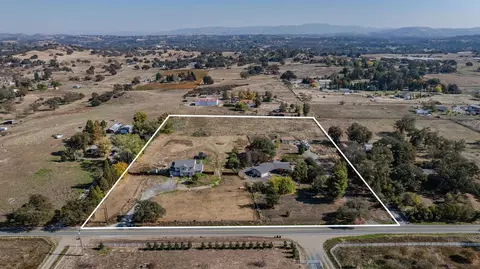 6495 Pettinger Rd, Valley Springs, CA 95252