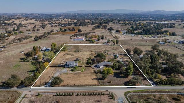 6495 Pettinger Rd, Valley Springs, CA 95252 | 49 Photos - Movoto