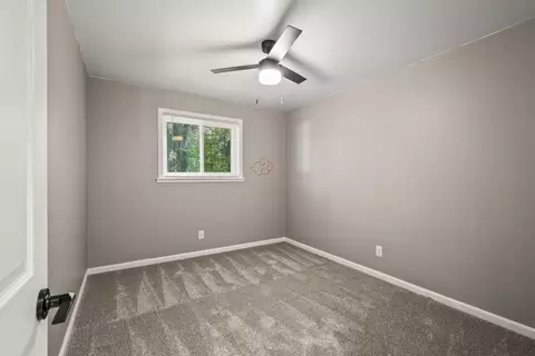 Bedroom - 7497 Sly Park Rd, Placerville, CA 95667 photo 2 of 7