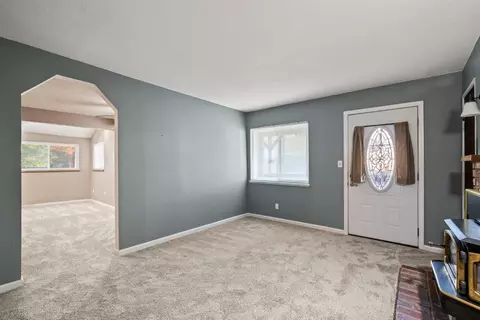 Living - 7497 Sly Park Rd, Placerville, CA 95667 photo 3 of 11