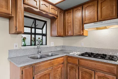 210 Rowland Ave, Modesto, CA 95354 photo 52