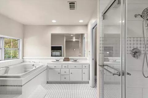 210 Rowland Ave, Modesto, CA 95354 photo 3