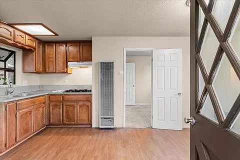 210 Rowland Ave, Modesto, CA 95354 photo 5
