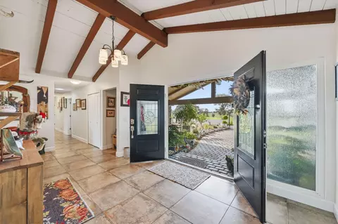 Entry Way - 21285 E Acampo Rd, Clements, CA 95227 photo 1 of 4