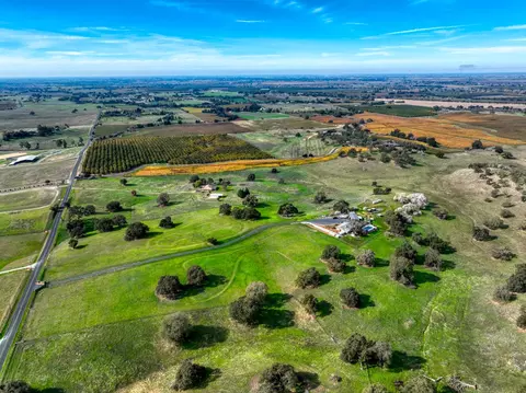 View/Area - 21285 E Acampo Rd, Clements, CA 95227 photo 5 of 7