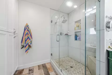 Bath - 21285 E Acampo Rd, Clements, CA 95227 photo 3 of 7
