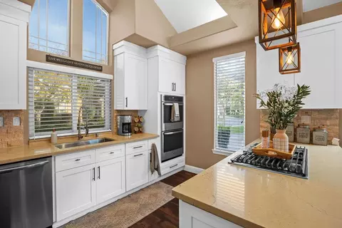2310 Fallwater Ln, Carmichael, CA 95608 photo 6