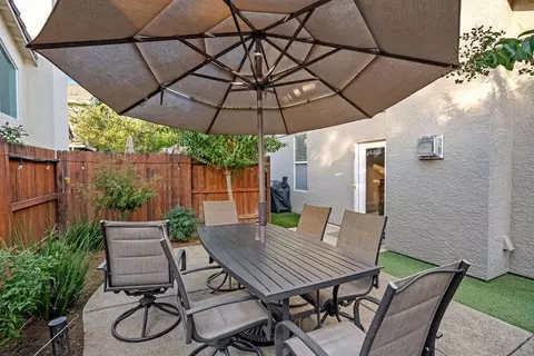 2310 Fallwater Ln, Carmichael, CA 95608 photo 35