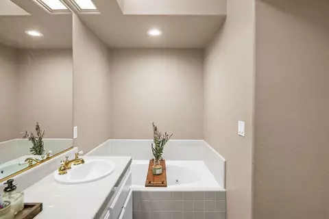 2310 Fallwater Ln, Carmichael, CA 95608 photo 22