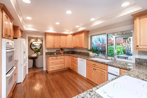 Kitchen - 1250 Los Rios Dr, Carmichael, CA 95608 photo 2 of 3