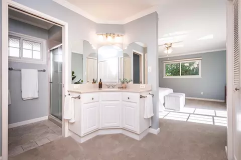 Bath - 1250 Los Rios Dr, Carmichael, CA 95608 photo 2 of 3