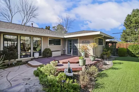 Exterior - 1250 Los Rios Dr, Carmichael, CA 95608 photo 9 of 13