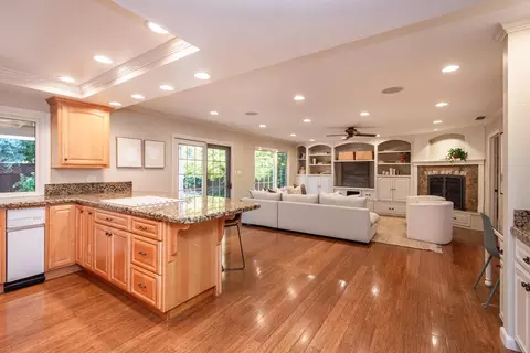 Living - 1250 Los Rios Dr, Carmichael, CA 95608 photo 2 of 6